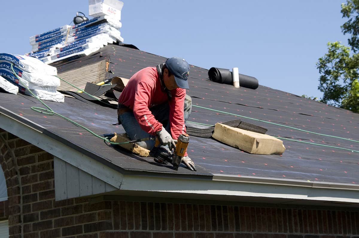 Hire Professional San Antonio Roofing Companies For Your Roof